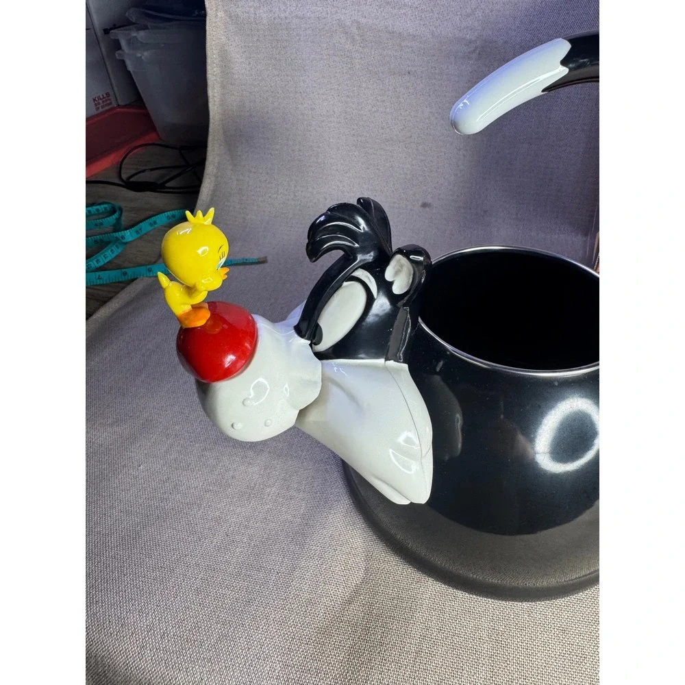 VTG 1994 Kamenstein Looney Tunes Sylvester Tweety Whistling Tea Kettle in Box 3L